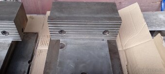 velky strojny zverak 250mm - 4