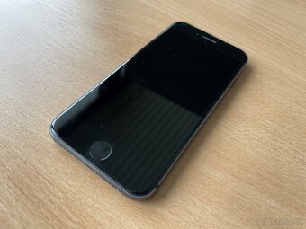 iPhone 8, 64 GB, Space Grey - 4