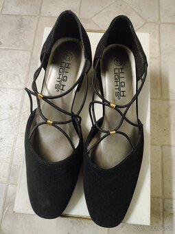 DÁMSKE TOPÁNKY - 4