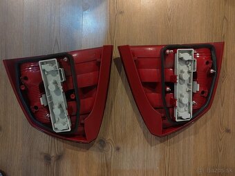 Octavia 2 svetlá - 4