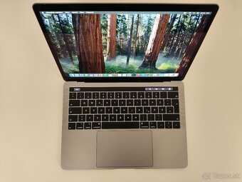 MacBook Pro 13.3 2020 | i5 • 8GB • 256GB SSD - 4