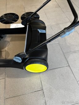 Kärcher zametací stroj S 4 Twin - 4