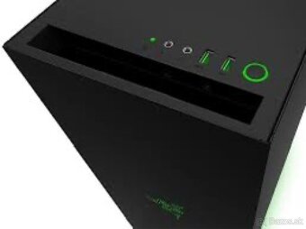 Preda PC skrinku NZXT S340 razer edition - 4