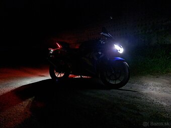 Suzuki GSX-R 125 - 4