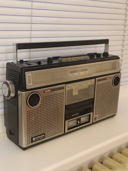 HITACHI TRK 8170K / JAPAN Kazetový rádiomagnetofón - 4