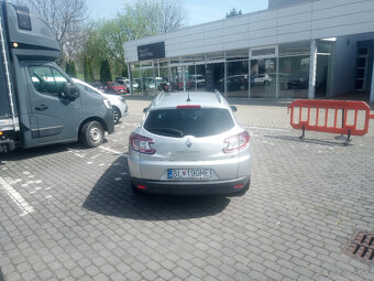 Renault Megane III grandtour 1,5dci - 4