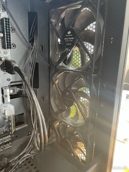 Predám pracovný PC bez GPU a PSU - 4