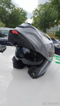 Prilba na motorku - 4