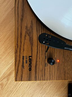 Predám gramofón LENCO LS-300 - 4
