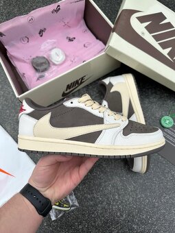 Nike Jordan 1 Retro Low Travis Scot Mocha tenisky - 4