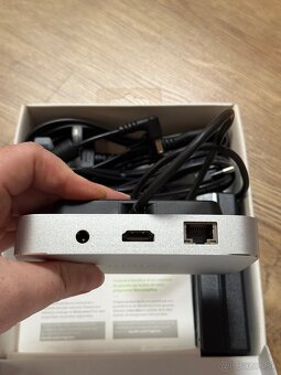 Moshi USB-C Dock - 4