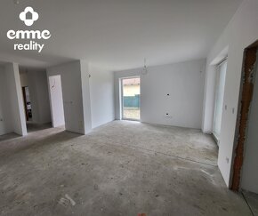 Rodinný dom s 2 bytovými jednotkami/holodom alebo štan. - 4