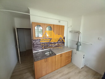 Predám 3 izbový byt s balkónom v obci Selice - 4