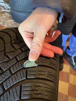 Disky KIA r17 -  5 × 114,3 mm + zimné Pneu - 4