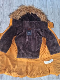 Bunda Zara - S - 5 € - 4