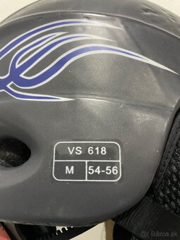 Predám lyžiarsku prilbu M - 4