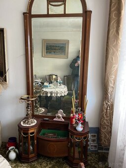 Starožitný nábytok - 4