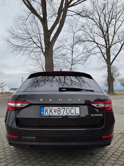 Škoda Superb 2.0TDI DSG - 4