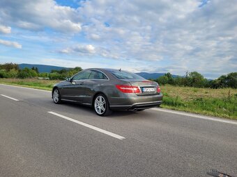 Mercedes Benz E coupe 350 CDI AMG - hnedá koža - 4