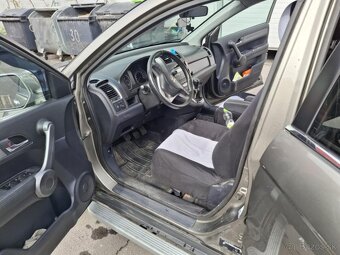 Predám Hondu CR-V - 4