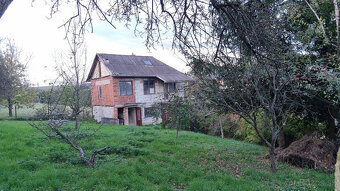 ROZOSTAVANÝ DOMČEK a POZEMOK 612m2 RUDNÍK KOPANICE MYJAVA - 4