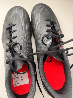 Futbalové topánky Phantom GT2 DA5640 001 Čierna - 4