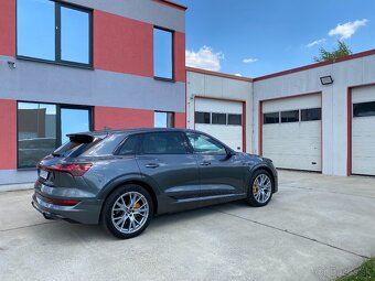 Audi E-tron 55 quattro S line 300kW DPH - 4
