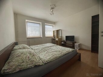 Prenajmem 1-izbový byt v Starom meste v BA - 4