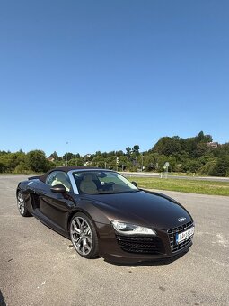 Audi R8 V10 5.2 FSI R tronic quattro Spyder - 4