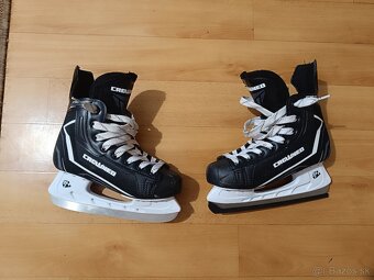 Predám detské korčule CROWNED veľ.37 - 4