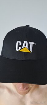 CAT šiltovka - 4