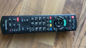 LCD televízor Panasonic TX-L32E3E - 4