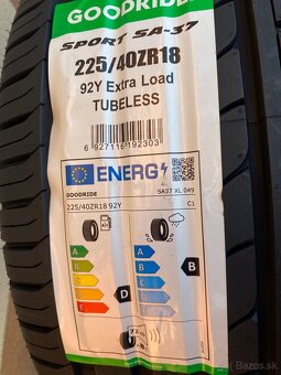 5x112 R18 Borbet N Black glossy + letné 225/40 R18 (2024) - 4