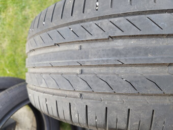 Predám letné pneumatiky Pirelli 235/55 R19 - 4