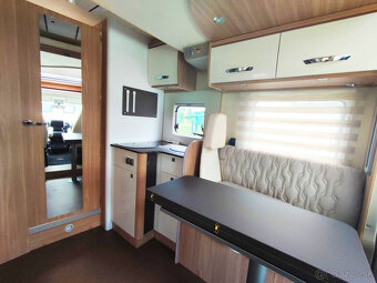 karavan Bürstner Lyseo Time T Limited 727G 4-miestny Automat - 4