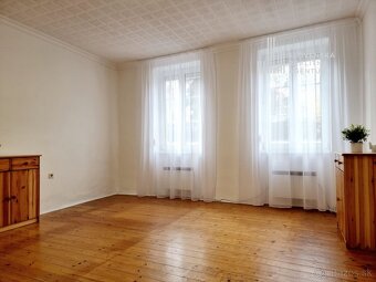 SRA | príjemný 2-izb. rodinný domček, terasa 33m², Hainburg - 4