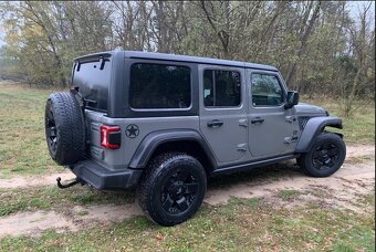 Jeep Wrangler - 4