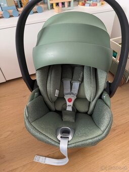 Cybex cloud T plus leaf green - 4