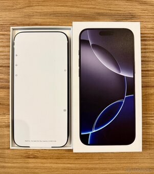 Apple iPhone 16 Pro Max Black Titanium 256GB - 4