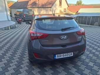 Hyundai I30 1.6 benzín 88kw - 4