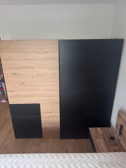 Šatniková skriňa 200x200x61cm - 4