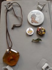 Predaj retro náhrdelníkov, náušníc, klipsní a brošní - 4