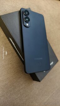 Samsung Galaxy S25 Edge - 4