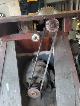 Stolová píla / cirkulárka - 4