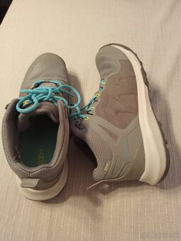 Keen č. 40 koža - 4