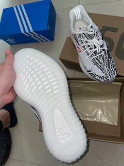 Adidas Yeezy Boost 350 Zebra - 4