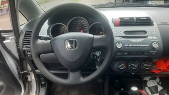 Predam Honda Jazz 1.4 benzin r.v.2002 - 4