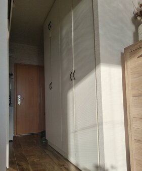 Na prenájom garsonka s balkónom, ul. M. Bela, Hlohovec. - 4