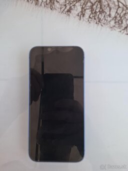 iPhone 13 - 4