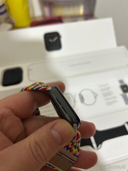 Apple Watch 5 44mm - 4